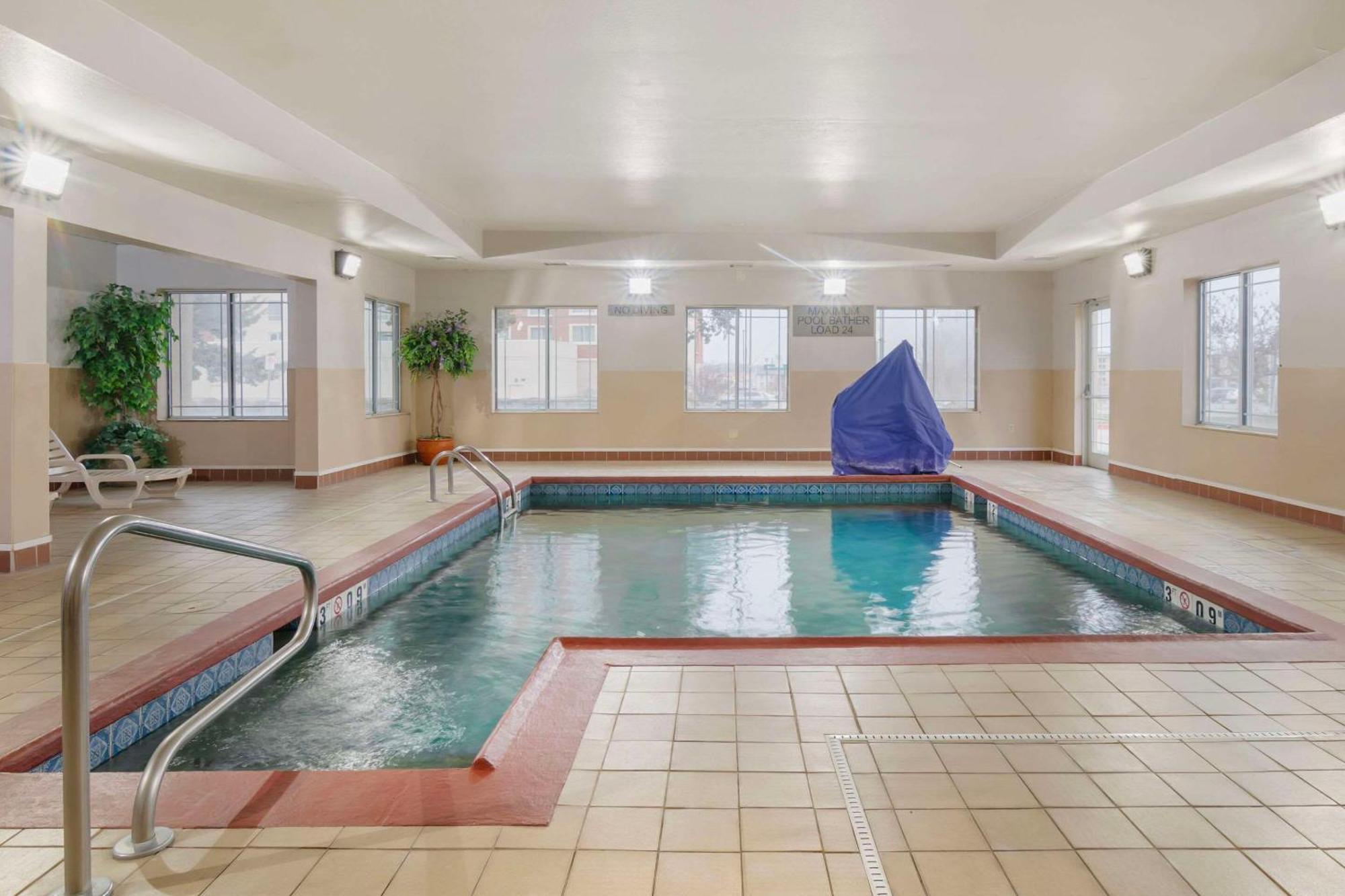 Country Inn & Suites By Radisson, Columbia, Mo Ngoại thất bức ảnh