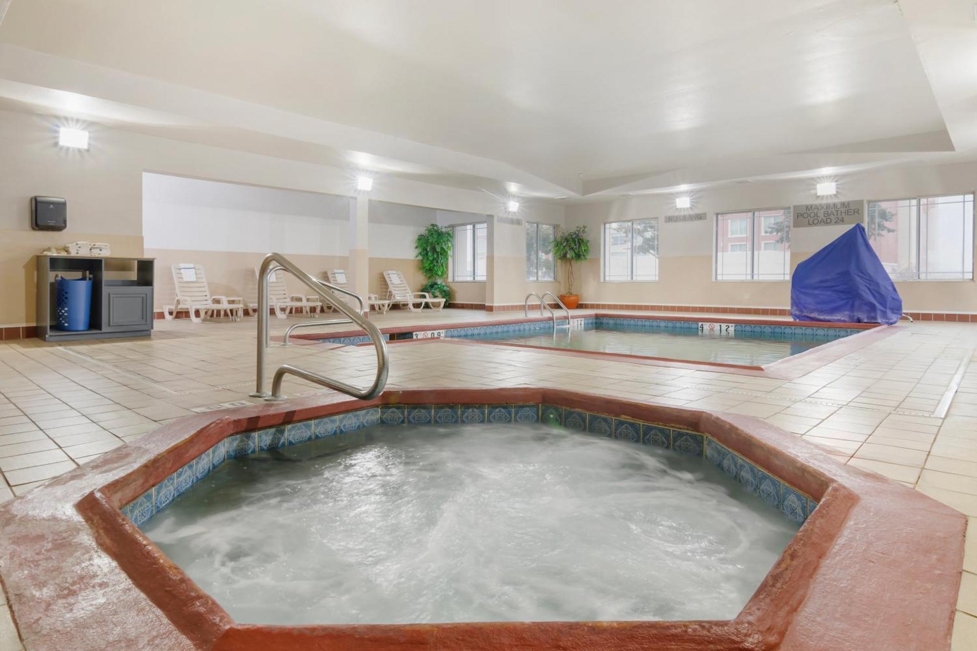 Country Inn & Suites By Radisson, Columbia, Mo Ngoại thất bức ảnh
